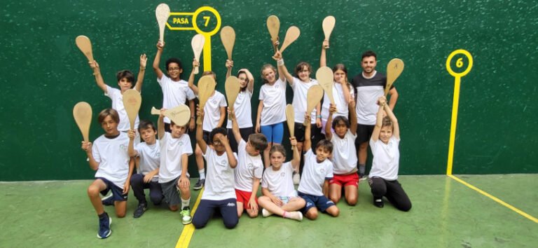 Lire la suite à propos de l’article Reprise Ecole de Pelote…